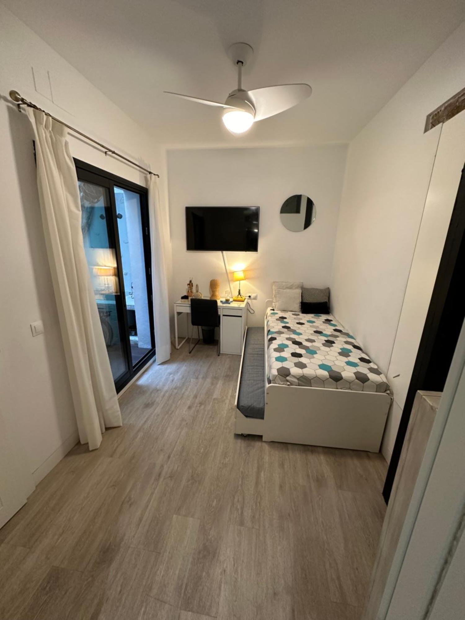 Casa Duque Compartida Familiar 2- Habitacion Bano Propio Севилья Экстерьер фото