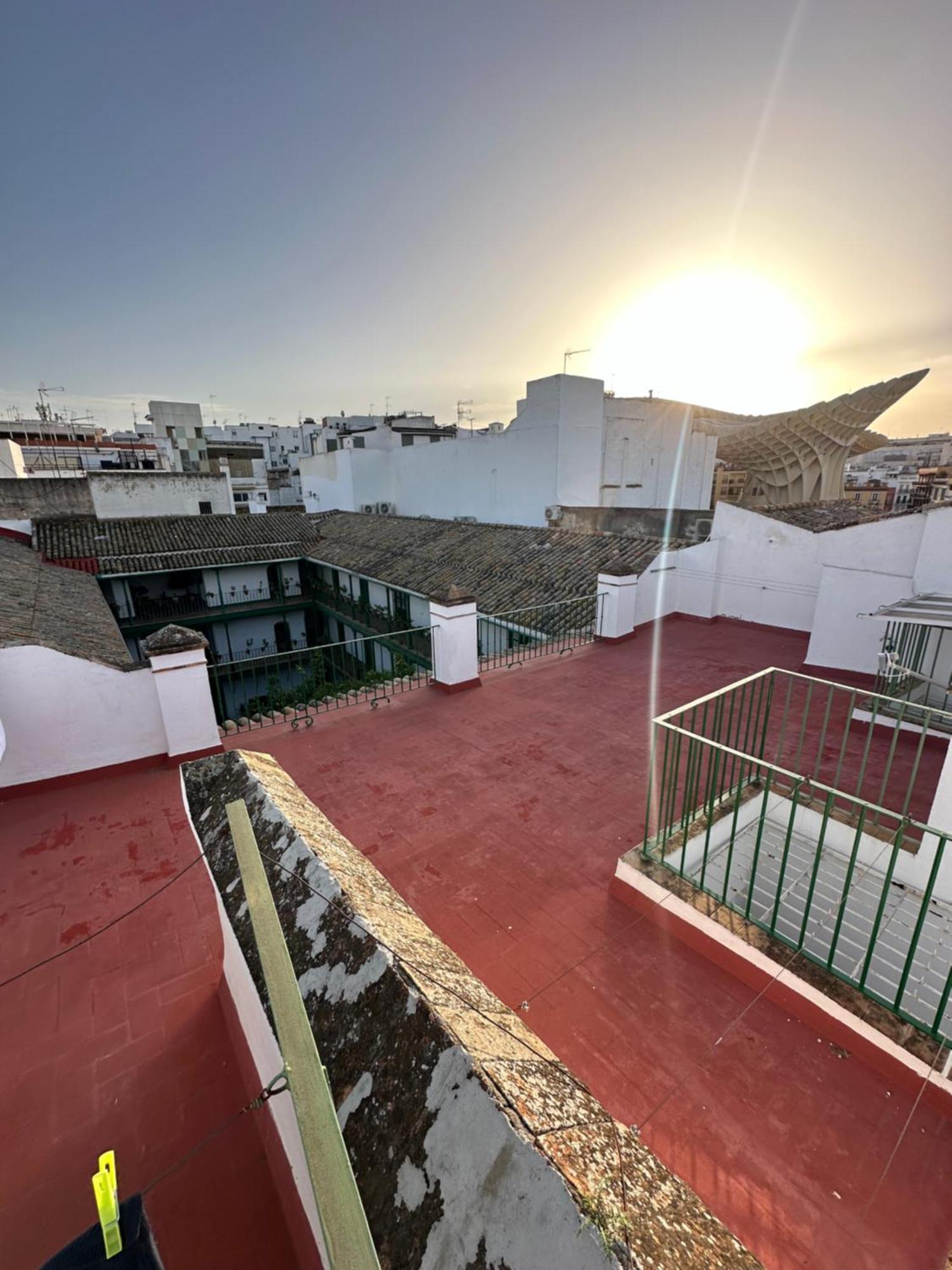 Casa Duque Compartida Familiar 2- Habitacion Bano Propio Севилья Экстерьер фото